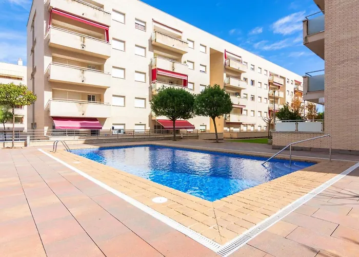 Elegant Apartment In Lloret De Mar 85 M² With Pool