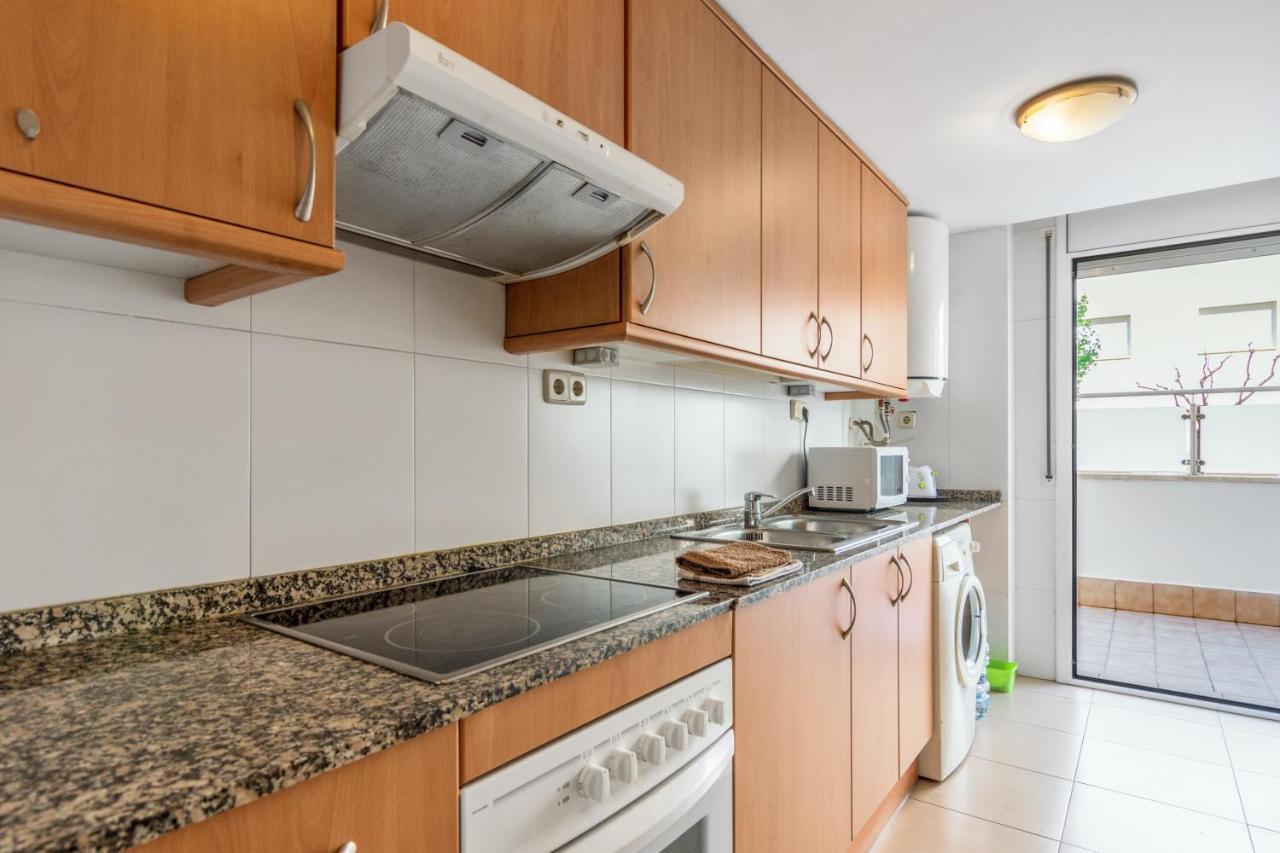 Elegant In 85 M² With Pool